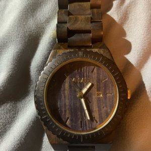 Men’s wooden watch